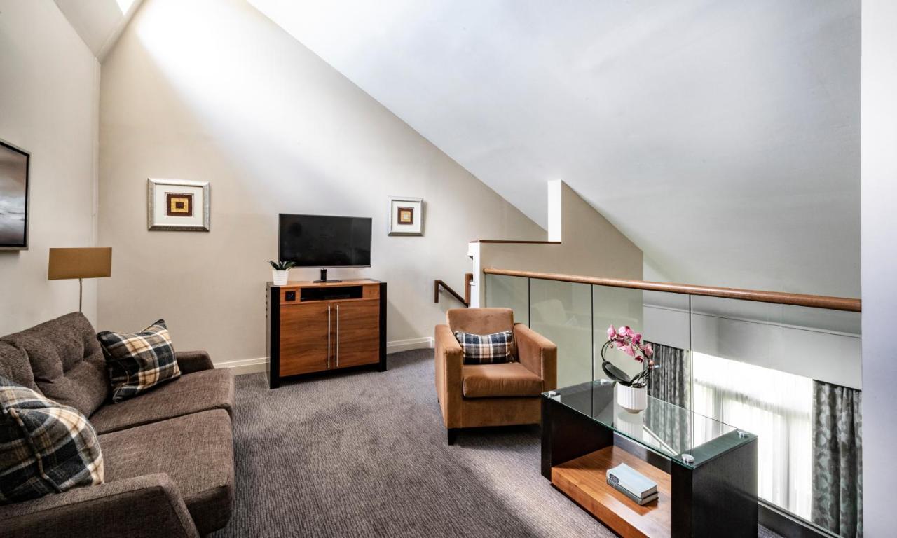 Duplex Junior Suite,1246449874:JPEG